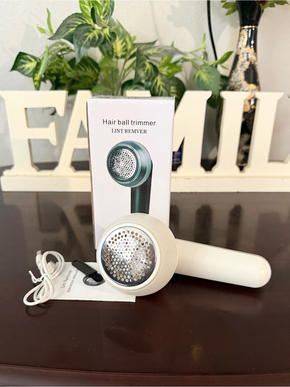 Electric Lint Remover Rechargeable Fabric Shaver Hair Ball Sweater Defuzzer